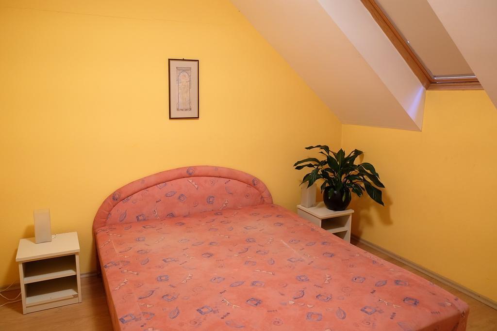 Var-Torony Apartman Gyula Exterior photo