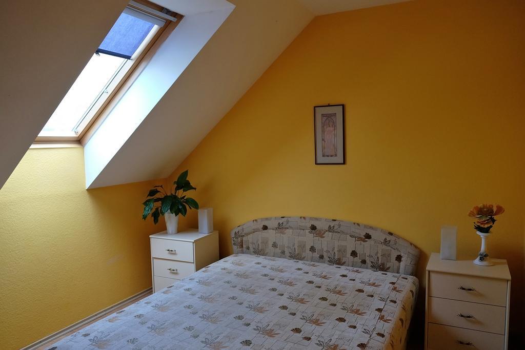 Var-Torony Apartman Gyula Exterior photo